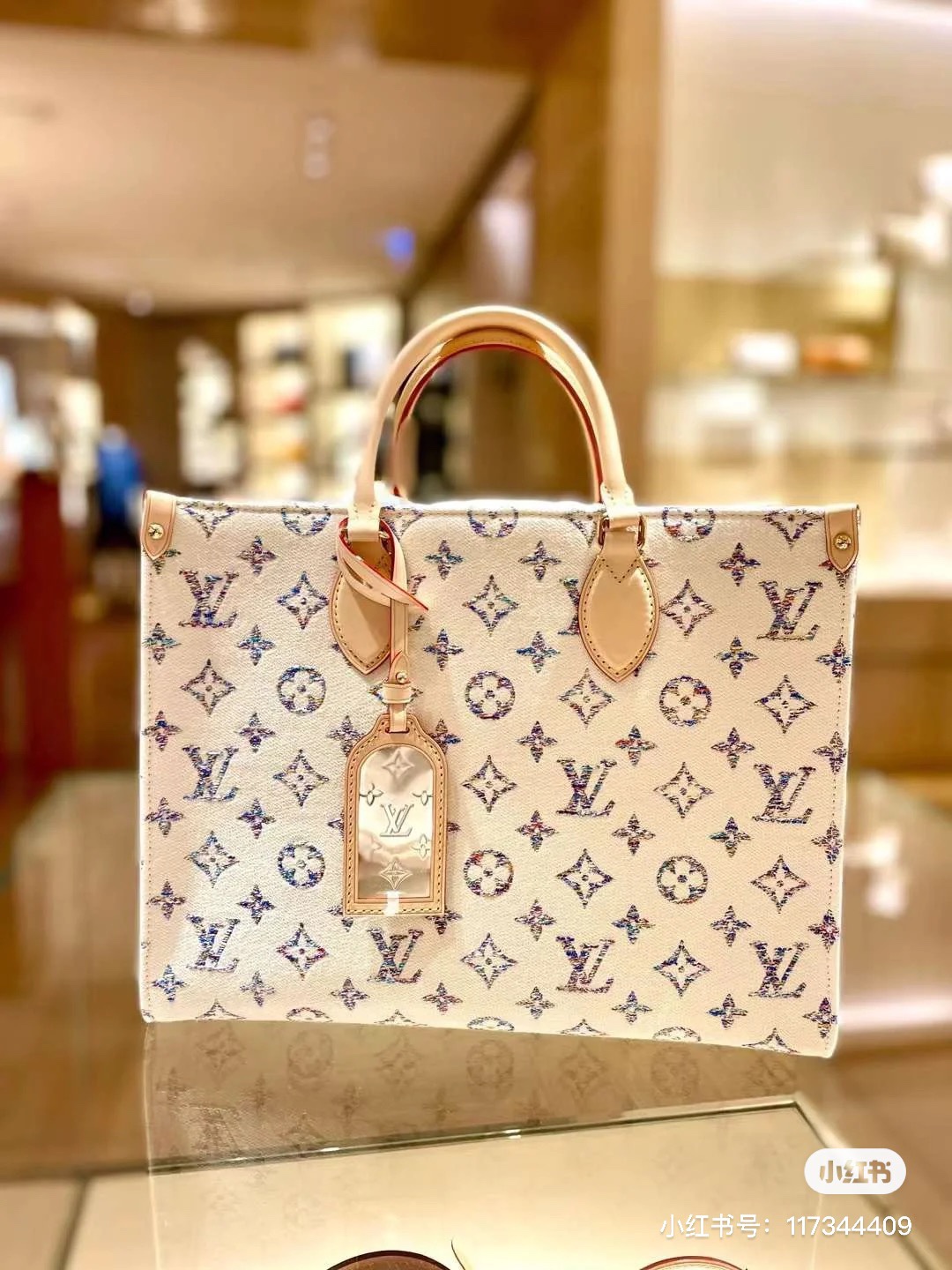 Louis Vuitton Shopping Bags